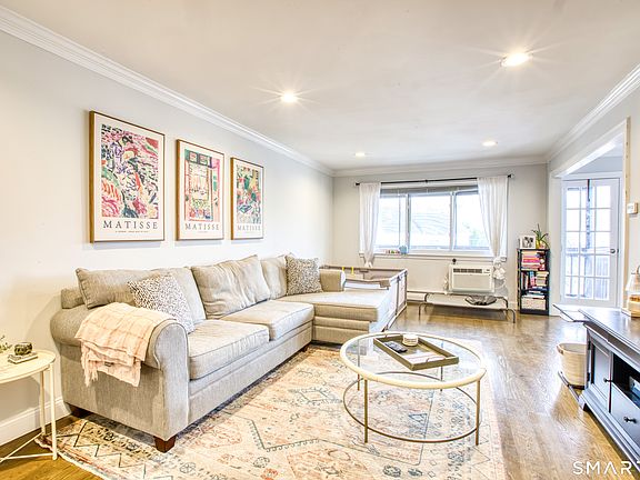 4th image of 154 Cold Spring Road APT 87