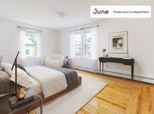 36 Newcastle Rd #2-B, Brighton, MA 02135