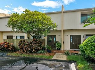 2130 NE 44th St, Lighthouse Pt, FL 33064