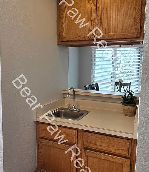 5605 Bluff Pl — Photo 7