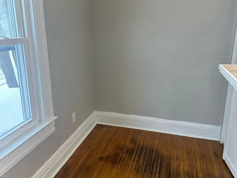 51 Alliance Ave — Photo 12