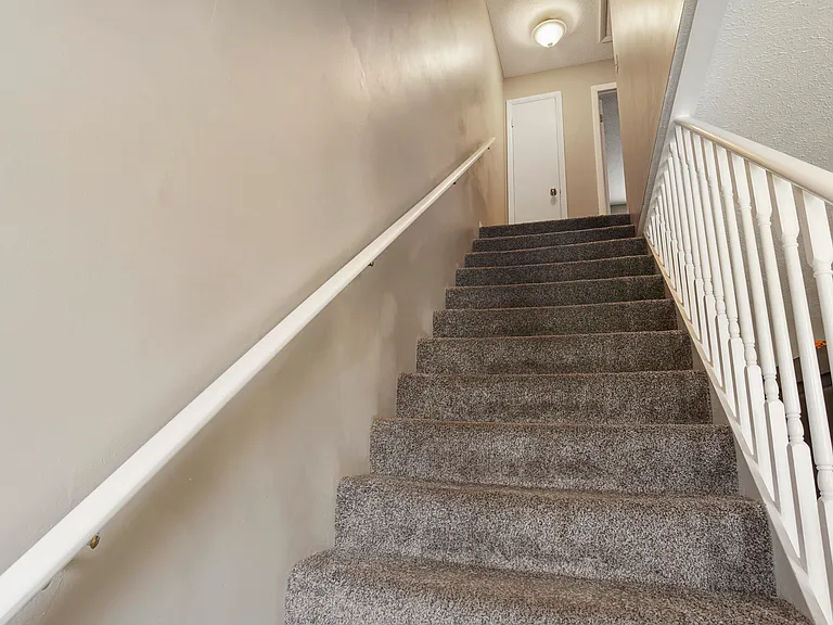 2518 Johnson Dr — Photo 17