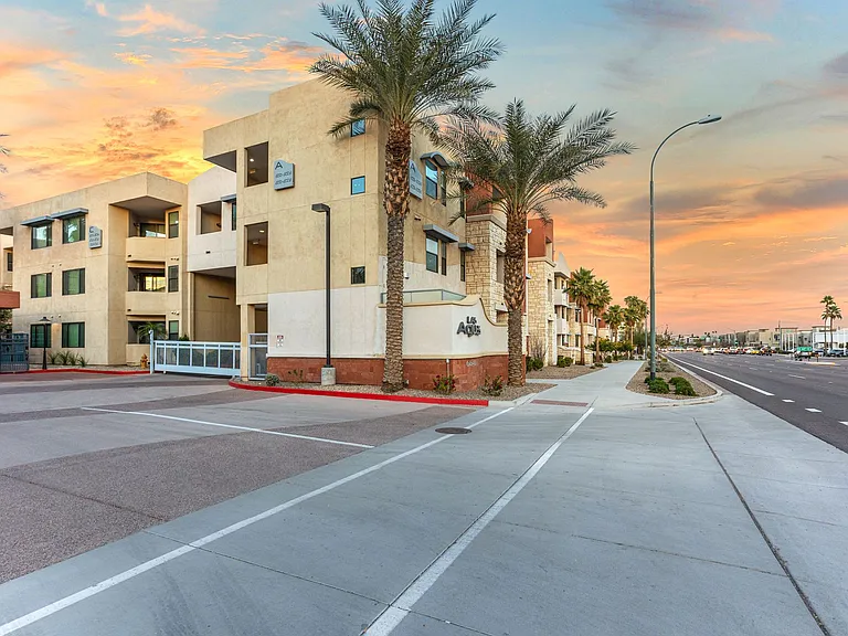 Las Aguas Apartments — Photo 7