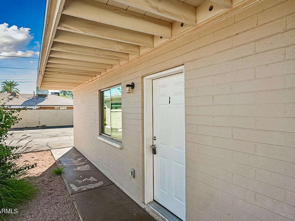 1st image of 3949 E Earll Dr APT 1