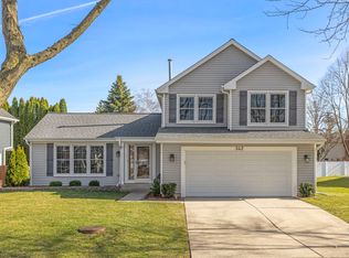 342 W Windsor Dr, Bloomingdale, IL 60108