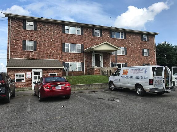 2nd image of 265 Dent St #12