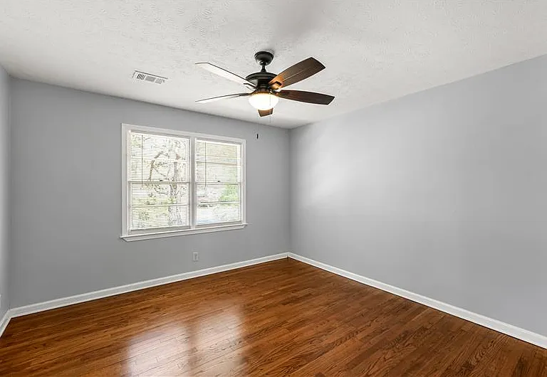 626 Grayson Pkwy — Photo 12