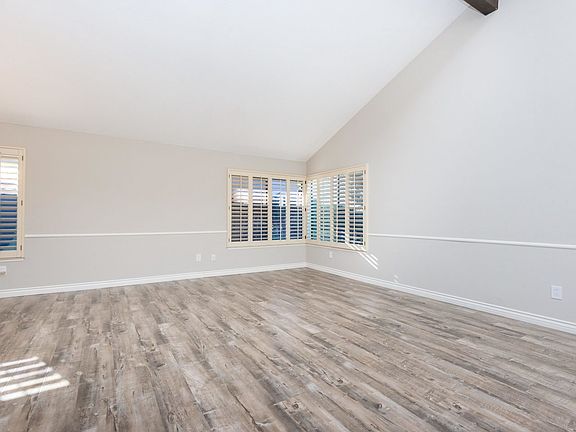 3rd image of 11237 Pabellon Ct