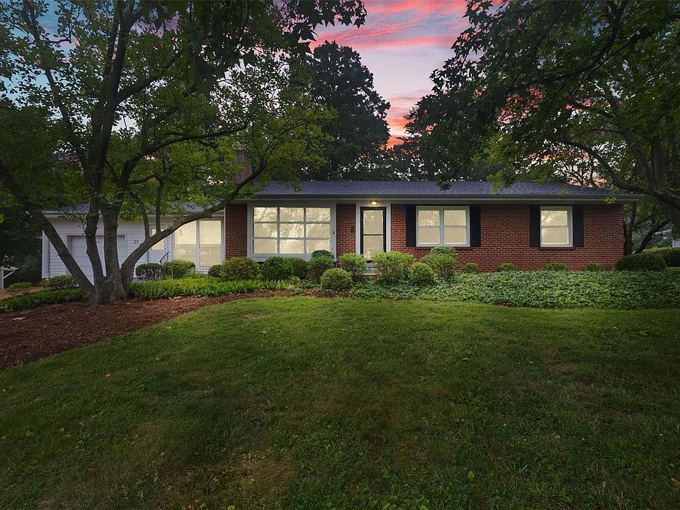 1st image of 22 Branford Dr