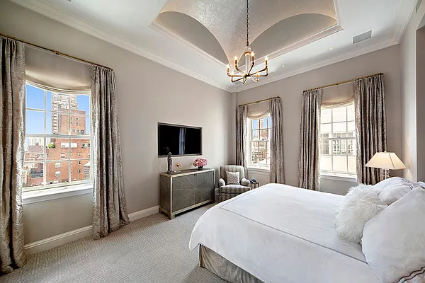 Sold by Nest Seekers International | media 9