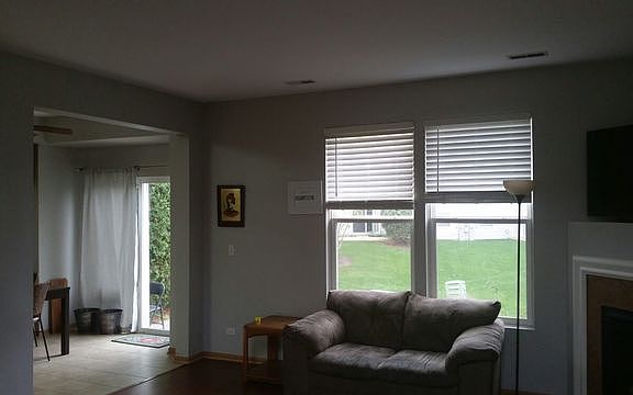 3rd image of 3127 Bromley Ln