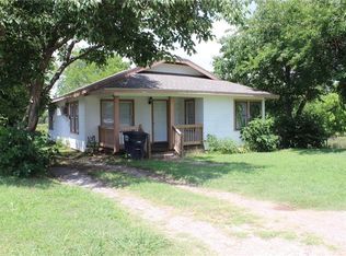 701 W 7th St, Stroud, OK 74079