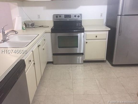 3rd image of 7173 Orange Dr APT 209B
