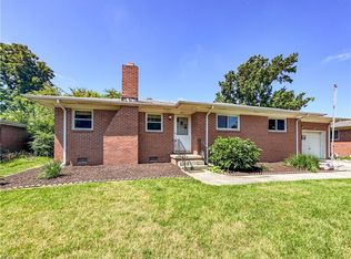 845 Hopwood Ln, Virginia Beach, VA 23455