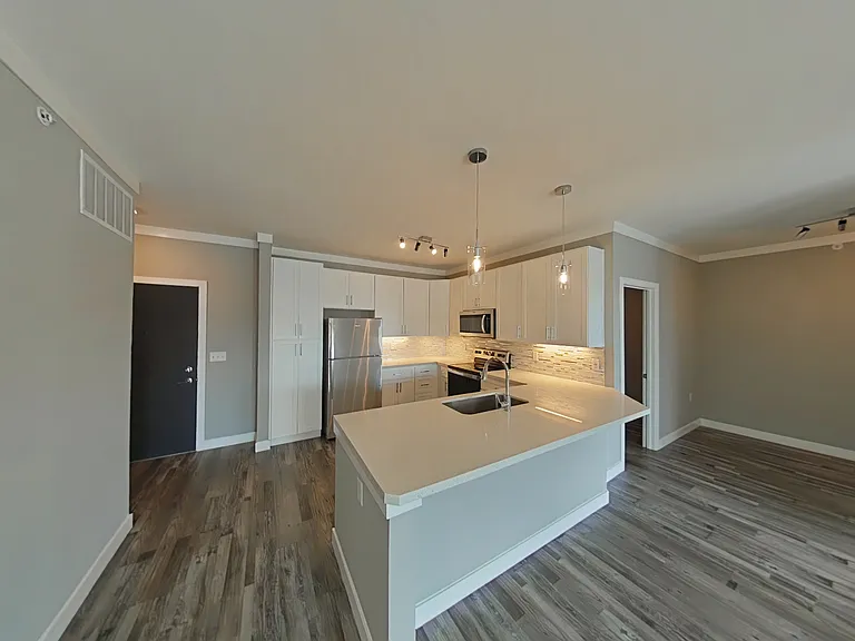 Allure Apartments — Photo 109