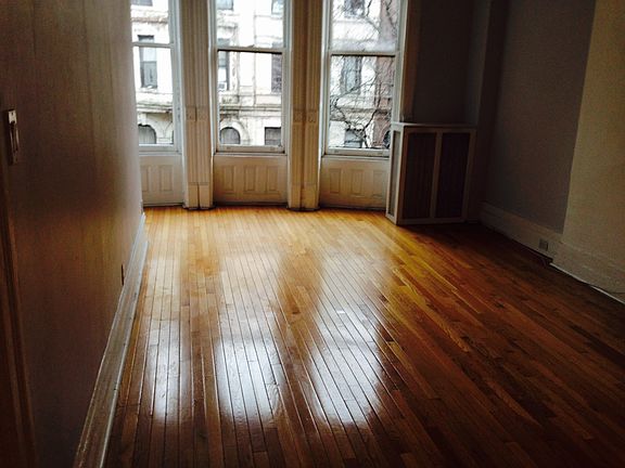 3rd image of 117 W 75th St APT 5