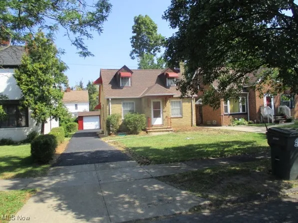 3703 Bainbridge Rd, Cleveland Heights, OH 44118