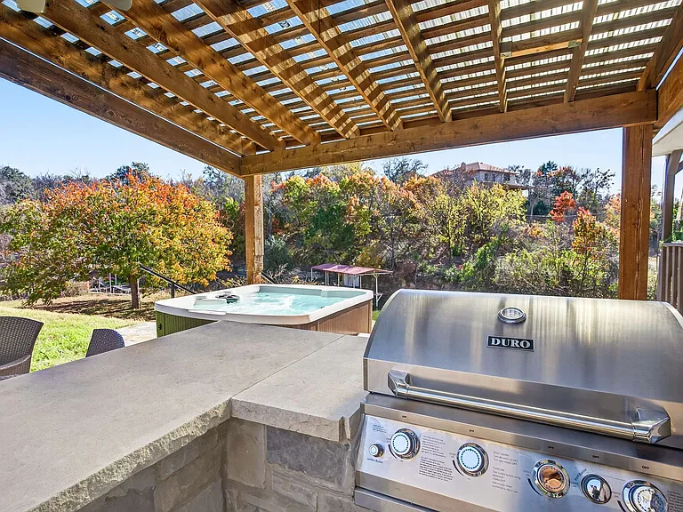 9568 Houston Hill Rd — Photo 5
