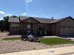982 Meadowlark Dr, Douglas, WY 82633