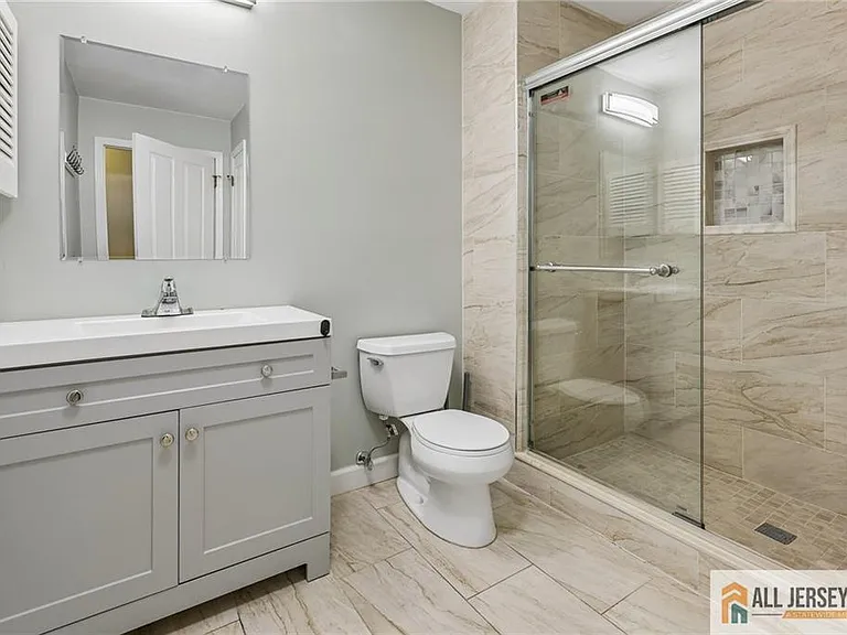624 Brickhouse Rd — Photo 24