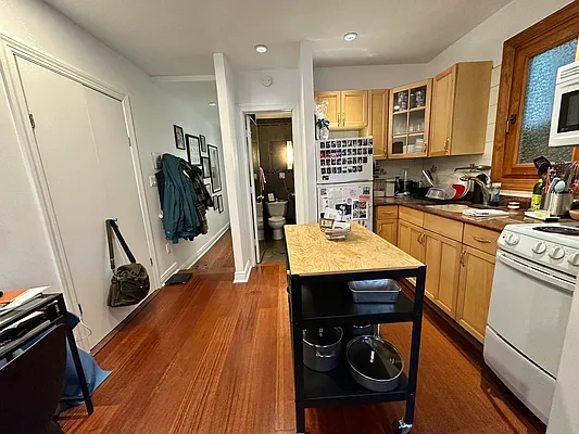 Rented by Corcoran | media 1