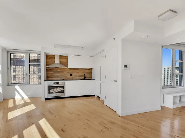 60 Duffield St #8A — Photo 2