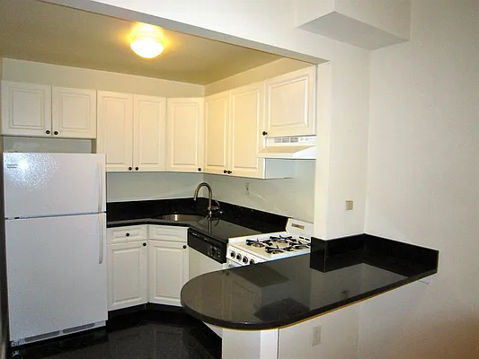 Rented by JK Dansar Corp | media 9