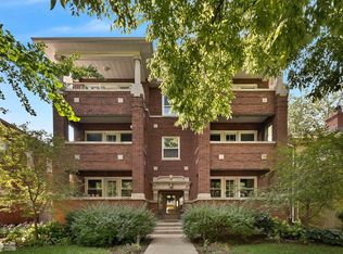 411 Washington Blvd APT 1, Oak Park, IL 60302