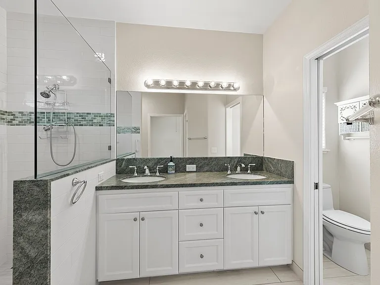 560 Diana Ave — Photo 38