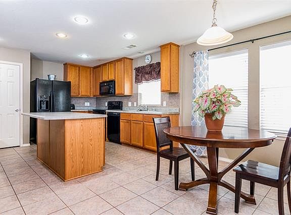 5th image of 10512 Cochron Dr