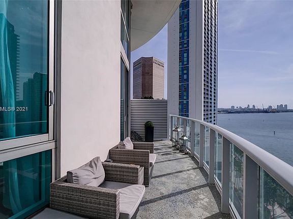 3rd image of 300 S Biscayne Blvd #L-1216