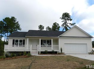 10 Cherryhill Dr, Four Oaks, NC 27524