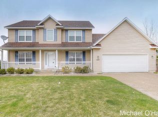 412 Rogue River View Dr NE, Rockford, MI