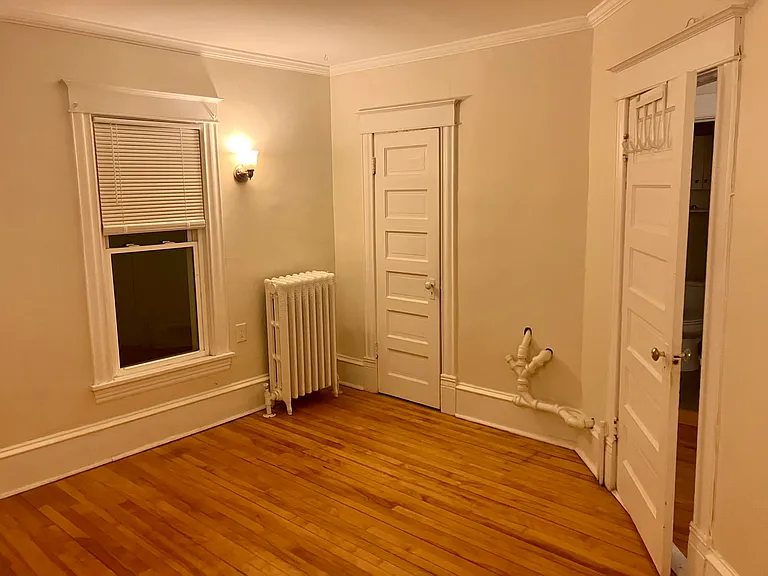 2704 Aldrich Ave S #2 — Photo 16