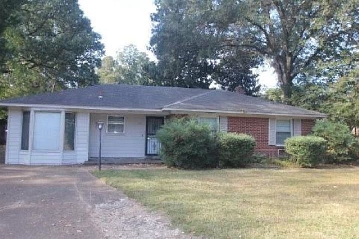 1st image of 4067 Wildwood Dr
