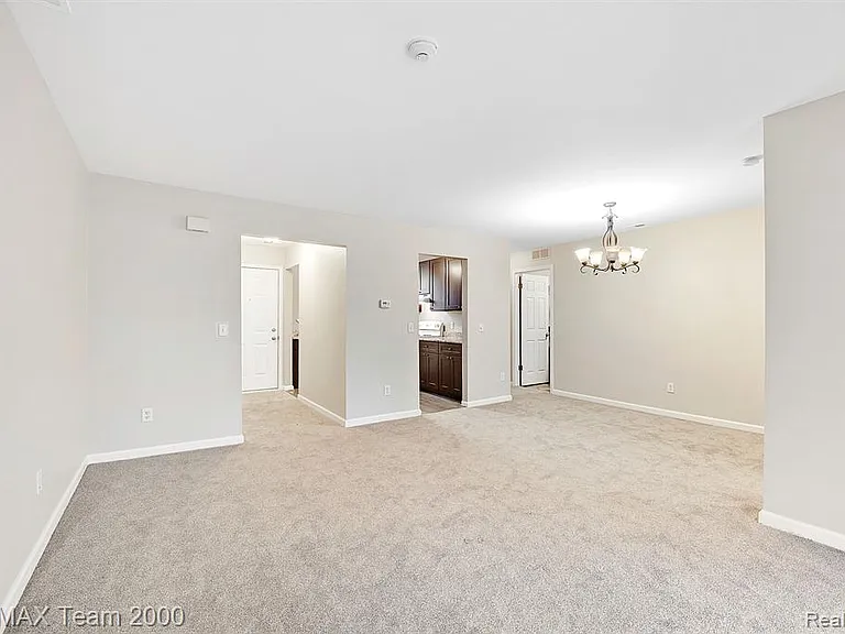42461 Lilley Pointe Dr — Photo 5