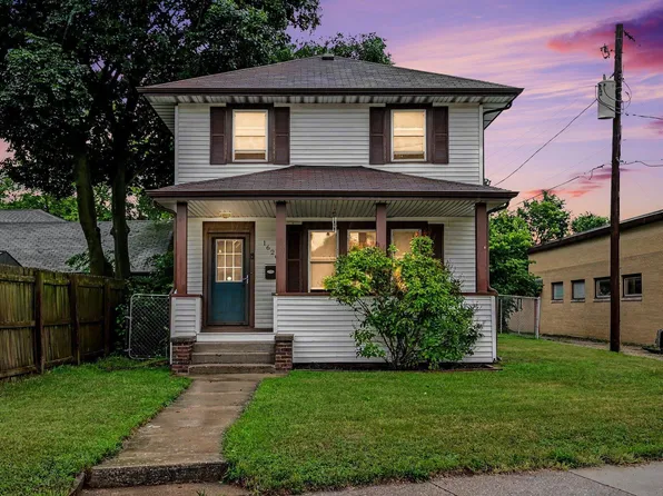 1620 Portage Ave, South Bend, IN 46616