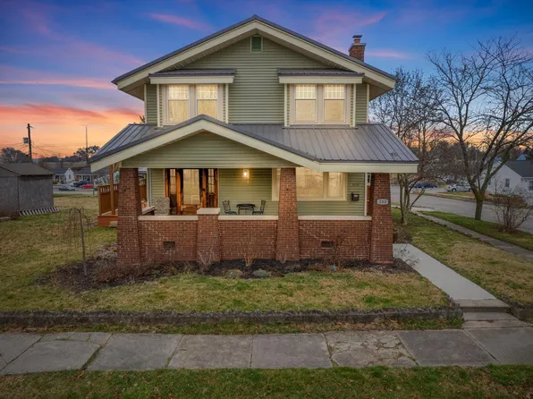 203 N Center St, Flora, IN 46929