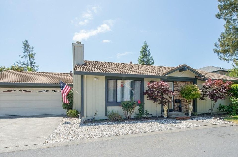 1st image of 1723 Rainier Ave