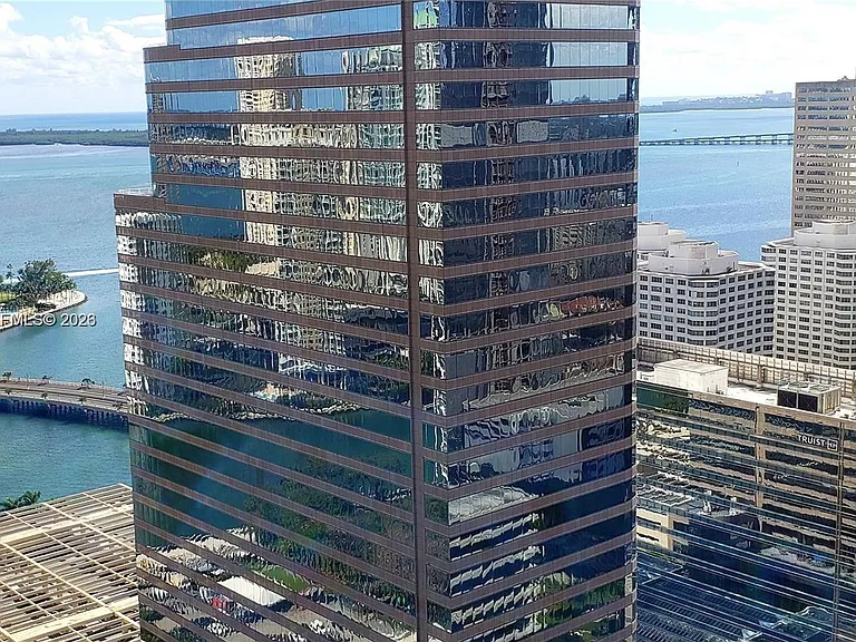 500 Brickell Ave #3706 — Photo 2