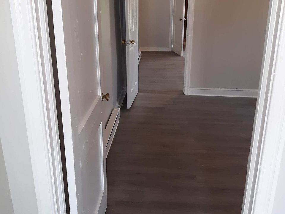 2nd image of 1606 West Ave APT A