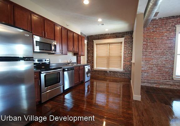 2nd image of 2934 Leavenworth St APT 203