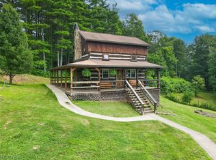 1100 Schau Rd, Lowell, OH 45744