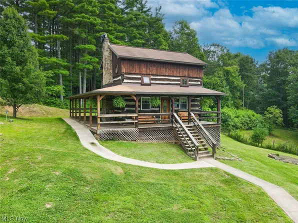 1100 Schau Rd, Lowell, OH 45744