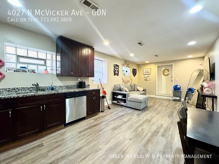 4027 N McVicker Ave #GDN — Photo 2
