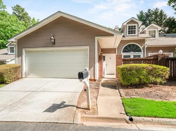 2938 Crosswycke Forest Dr NE, Atlanta, GA 30319