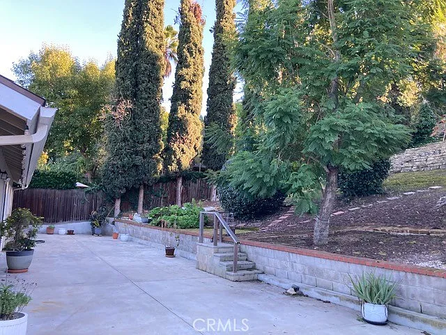 25042 Armagosa Dr — Photo 22