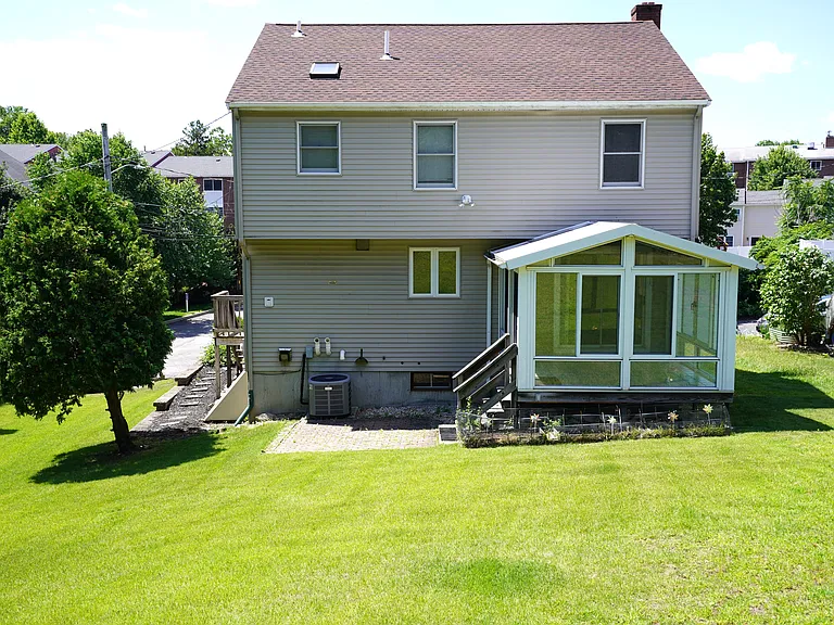 8 Mann St #8 — Photo 33