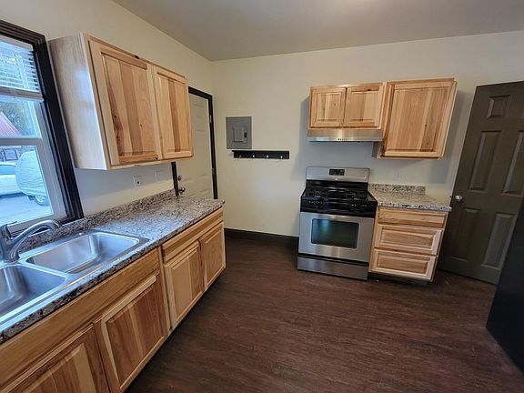 2nd image of 303 S 31st St #4