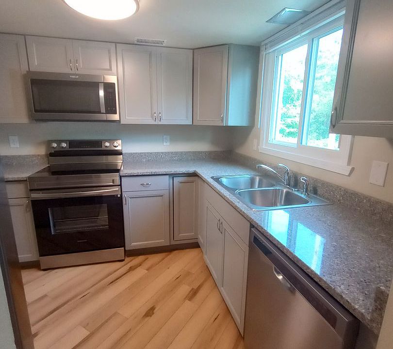 1st image of 3027 Jacqueline Ct APT 7